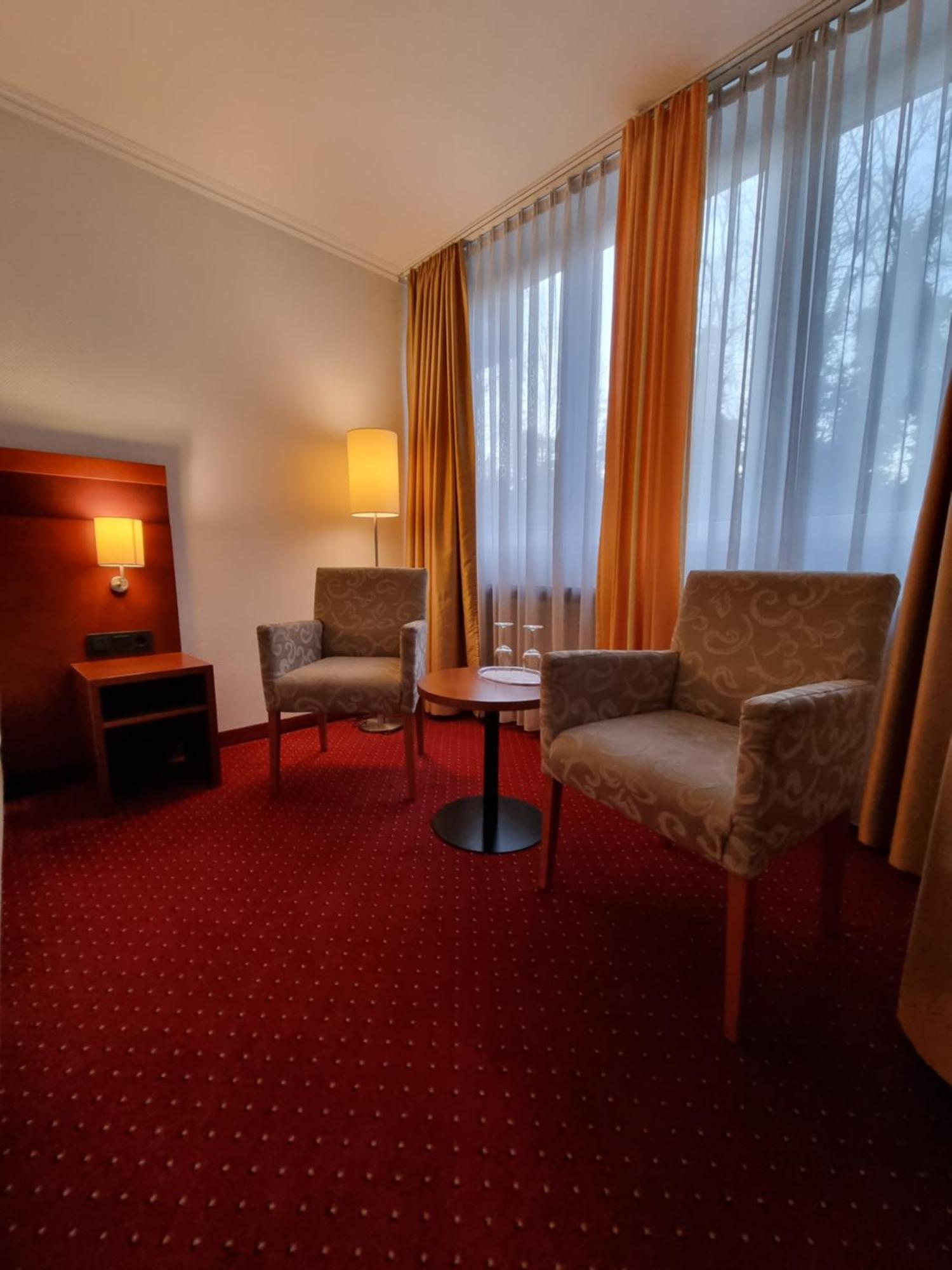 Hotel Am Rosenpark Aarchen Exterior foto